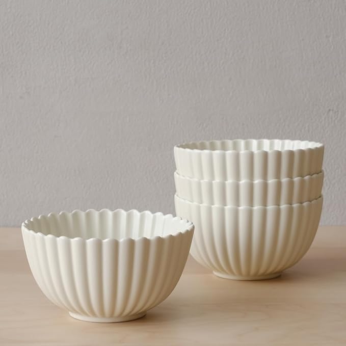 WENSHUO Flower-Shaped Daisy Bowl Set, 5.5-Inch, 17oz Matte Crème - Pack of 4 (Matte Crème)