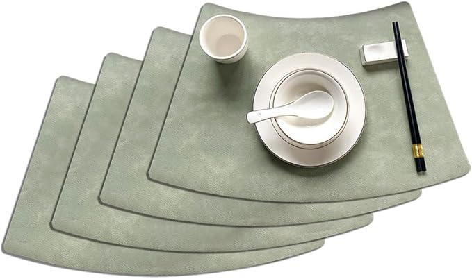 Leather Round Table Washable Placemats, Thick Faux Leather Heat Resistant Wedge Table Placemat, Waterproof Non-Slip Easy to Clean Place mat for Kitchen Coffee Dining Room Table Set of 4