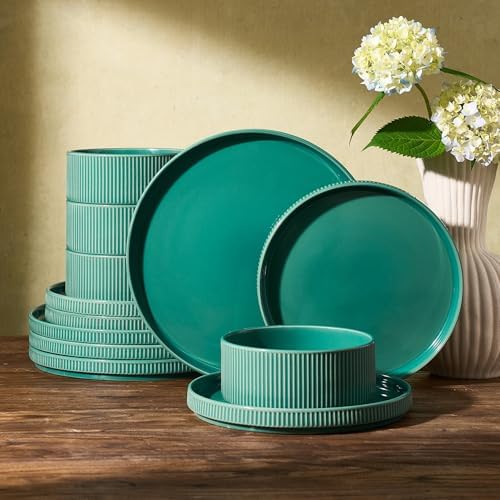 Famiware Ceramic Plates and Bowls Set, Dinnerware Sets, Ribbed Dishes for 4 by Famiware