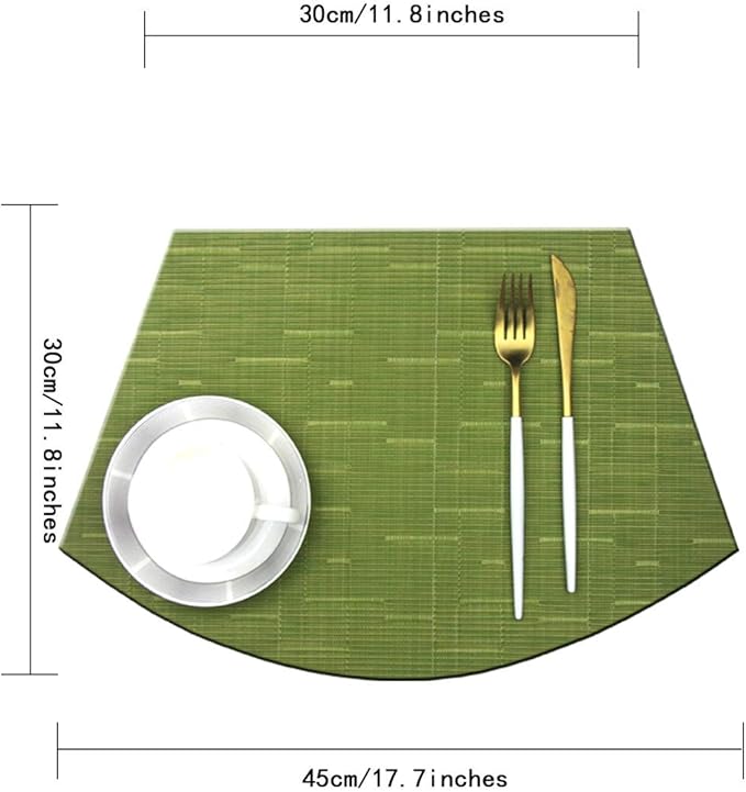 Wedge Placemats for Round Table Woven Vinyl Easy Wipe Plastic Non Slip Table Mats Set of 6（Green）