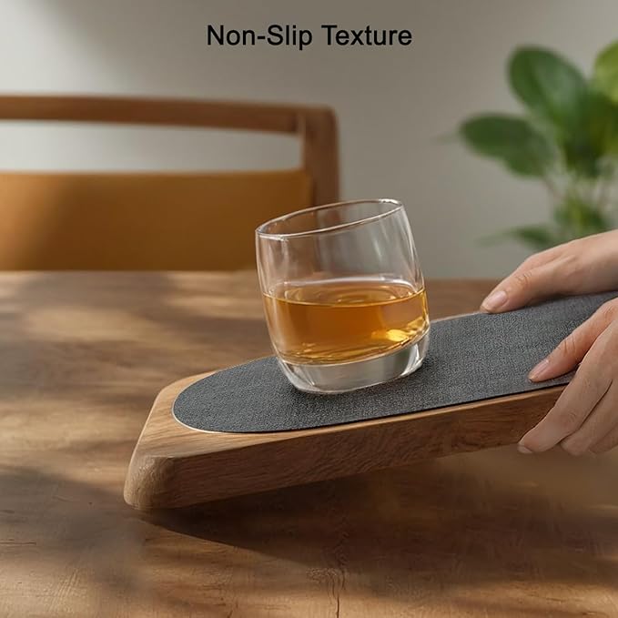 Placemats and Coasters, Washable Placemats Round Faux Leather Wipeable Place Mats Non Slip Heat Resistant Indoor Outdoor Table Mats (Set of 4, Light Gray Gray)