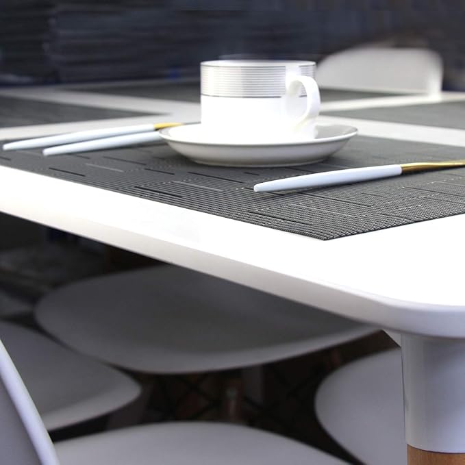 Placemats for Dining Table Washable Woven Vinyl Placemats Heat-resistand Table Dinner Placemats Set of 6 (Black)
