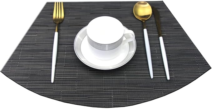 Wedge Shaped Placemats for Round Kitchen Table Woven Vinyl Non Slip Plastic Washable Table Mats Set of 4（Black）