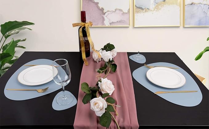 Faux Leather Heat Resistant Placemats for Dining Table Set of 2 and Coasters, Waterproof Wipeable Washable Dinner Table Mats, Easy to Clean Anti-Slip Place Mats Nordic Style, Light Blue