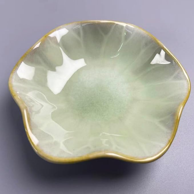 Jewelry Dish Tray - Ceramic Trinket Tray for Rings, Keys, Earrings | Decorative Key Bowl for Women, Gift for Friends, Sisters, Daughter, Mother, Lotus leaf shap, Jewelry Trays (Light Green)