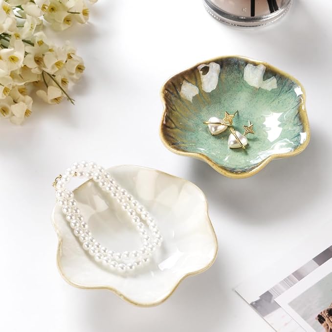 2PCS Ring Holder Dish, Small Key Bowl, Ceramic Trinket Tray Jewelry Dish Organizing Necklace Earrings for Mom Friend Sister, All Jewelries Are NOT Included. Crystal Green.