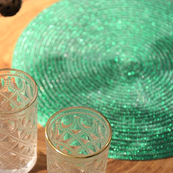 AHHFSMEI Round Braided Placemats 15 Inch Round Table Mats for Dining Tables Natural Woven Heat Resistant Place mats Set of 6 (Green Shine)