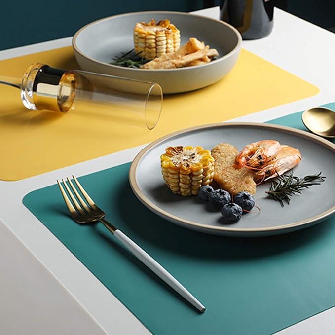 Silicone Placemats, Food-Grade Non-Slip Waterproof, Dining, Stain Resistant, Countertop Protector, Kitchen Counter Mat, Heat Resistant, Baking mat Dishwasher Safe (15.7x11.8Inch-4pack, Translucent)