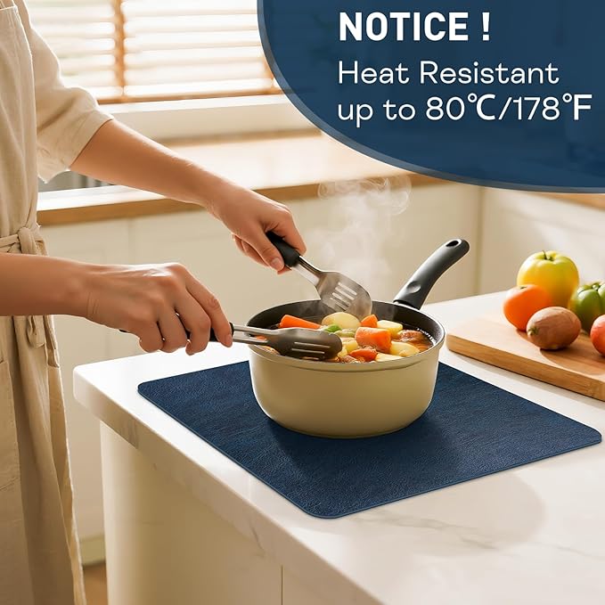 Faux Leather Placemats Set of 6, Washable Place Mats, Wipeable Waterproof Oil-Proof Heat Resistant Table Mats, Vinyl Placemats Rectangular Place Mat for Table Indoor Outdoor (Navy Blue)