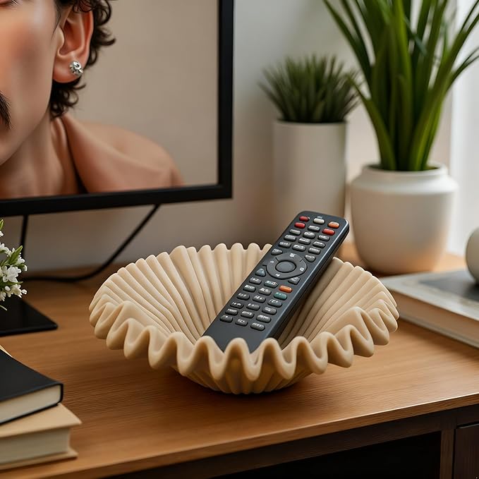 Large Decorative Bowl decor, Scalloped Pedestal Bowls for Modern Home Decor,Ruffle Decor,Stylish Key Bowl for Entry Table,Decorative Fruit Bowl for Kitchen Counter,Artificial Stone Beige