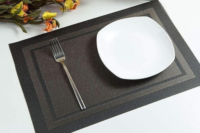 DACHUI Placemats Set of 4, Linen Look Woven Place Mats, Water Resistant, Heat Resistant, Washable, Durable Table Mats (Black Gold)