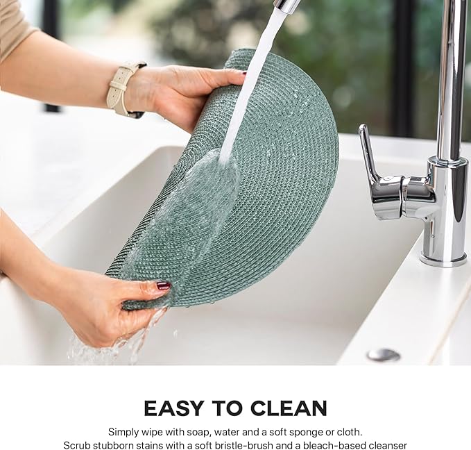 Round Placemats Set of 8 Plastic Woven Placemats Washable Wipeable Table Mats for Dining Table Heat Resistant Non-Slip Circle Place Mats (Dusk Green)