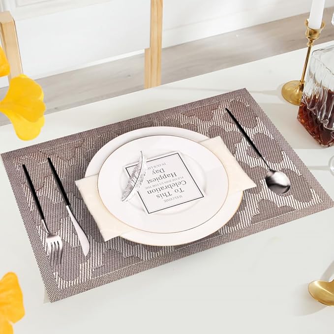 Elegant Placemats Vinyl Woven Heat-Resistant Placemats Set of 8 Washable Easy to Clean Table Mats for Dining Room and Decorate (Champagne)