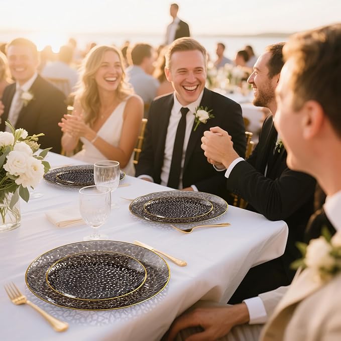 DaYammi 100 Pcs Black Gold Plastic Plates - 10 inch Clear Black Gold Dinner Plates - Hammer Pattern Design - Fancy Disposable Plate - Heavy Duty Party Plate Ideal for Party and Wedding