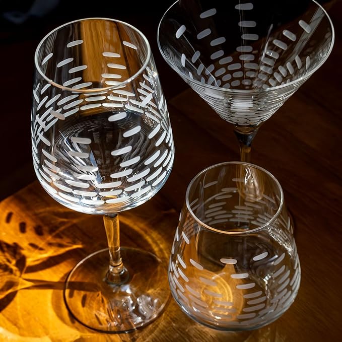Rolf Glass Strata All Purpose Wine Glass | Made in America | Large 19.5oz Wine Glass | Diamond Engraved Crystal Glass | Contemporary Geometric Brick Design | Red or White Wine | Set of 2