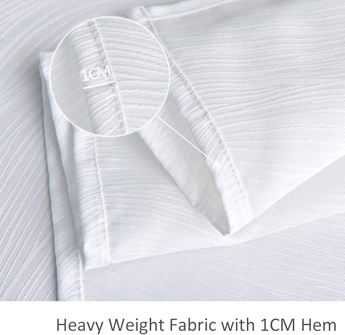 maxmill Jacquard Tablecloth Swirl Design Spillproof Wrinkle Free Heavy Weight Soft Table Cloth Decorative Fabric Table Cover for Outdoor and Indoor Use Oblong 60 x 120 Inch White