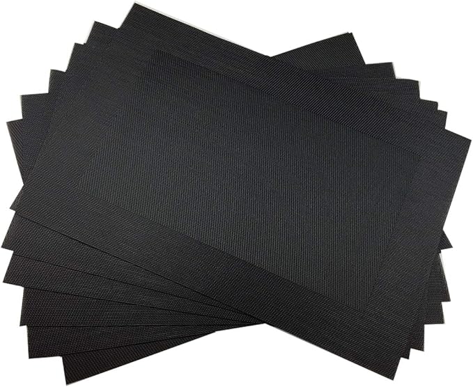 Gugrida Vinyl Black Placemats Heat Resistant Dining Table Mats Non-Slip Washable Place Mats Set of 6 （Black）
