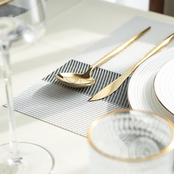 Placemats Set of 4 Vinyl/Plastic Woven Place Mats for Kitchen Table Indoor/Outdoor Washable Placemat Wipeable Dining Table Mats (Silver Cube,4)