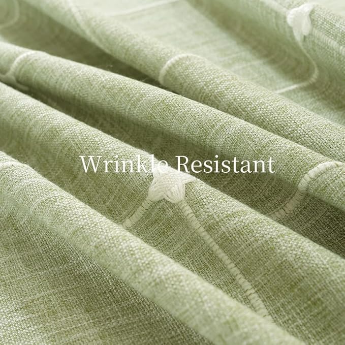 Zobesta Green Table Cloth Rectangle Table 120 x 53 Inch, Linen Tablecloth Rectangle Heavy Weight Farmhouse Soft Boho Tablecloth for Outdoor, Party, Holiday, Picnic, Dining