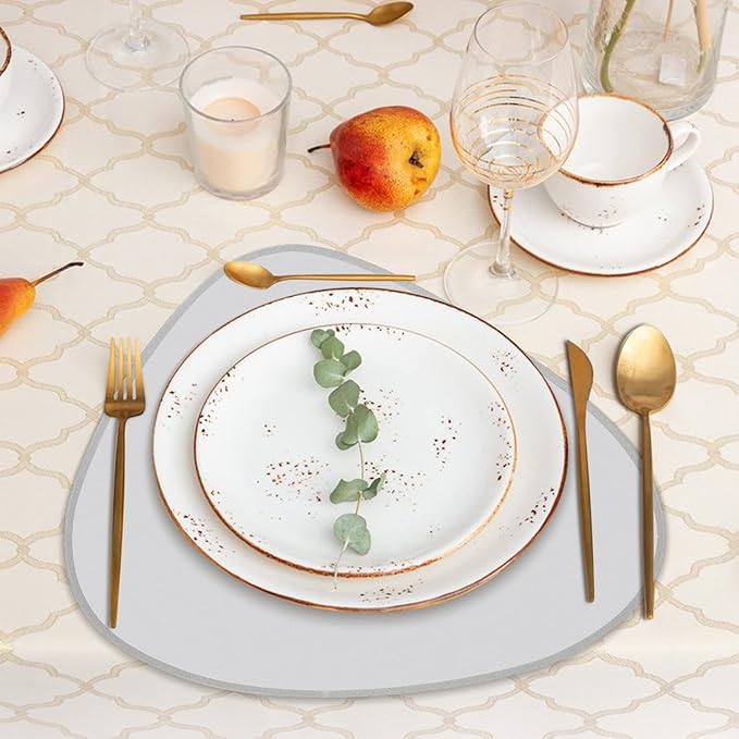 Faux Leather Placemats Set of 2 and Coasters, Heat Resistant Placemats for Round Table, Waterproof Wipeable Washable Dinner Table Mats, Easy to Clean Place Mats Nordic Style, Silver