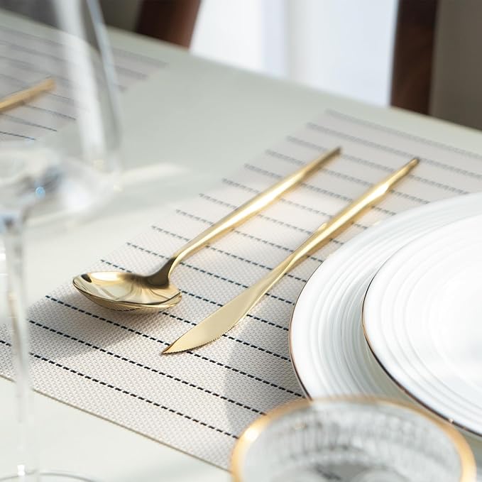 Placemats Set of 4 Vinyl/Plastic Woven Place Mats for Kitchen Table Indoor/Outdoor Washable Placemat Wipeable Dining Table Mats (White Stripes,4)