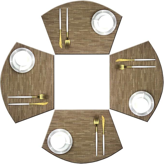 Wedge Shape Placemats for Round Dinner Table Woven Vinyl Wipe Clean Non Slip Plastic Table Mats Set of 4（Khaki）