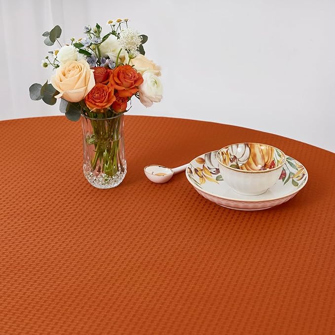 maxmill Round Tablecloth Weaved Pattern Spill-Proof Wrinkle Free Soft Jacquard Table Cloth for Circular Table Cover, for Dining Room Fall Harvest Thanksgiving Parties Holiday Dinner, 70 Inch, Rust