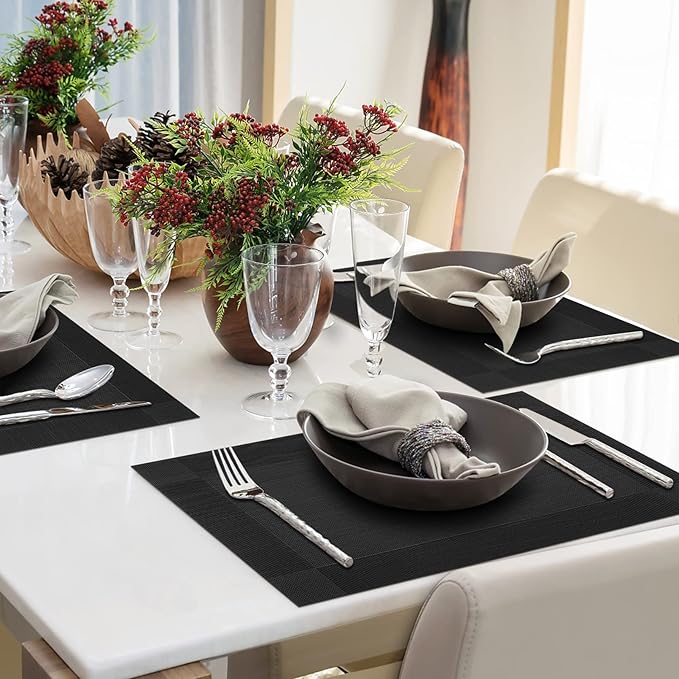 Winknowl Placemats Set of 4, Washable Vinyl Woven Placemats, Heat Resistant & Wipeable Table Mats for Kitchen Dining Table (Black)
