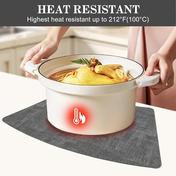 Round Table Placemats Set of 4, Wedge Shaped Faux Leather Table Mats, Heat Resistant Wipeable Washable Place Mats for Dining Table Dinner Kitchen Indoor Outdoor