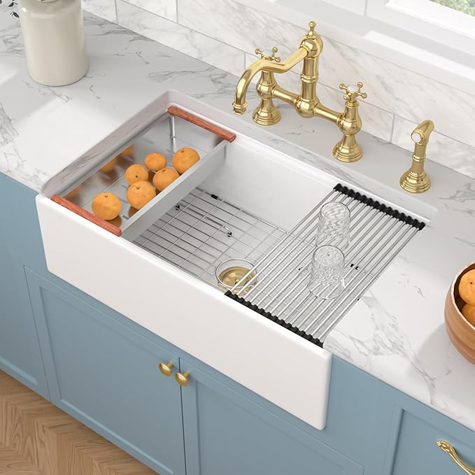 Sarlai 33 Inch Farmhouse Sink White Kitchen Sink Apron Front 33 x 20 Ledge Workstation Farm Fireclay Porcelain Ceramic Undermount Farmer Farm Kitchen Sinks Basin With Gold Drainer