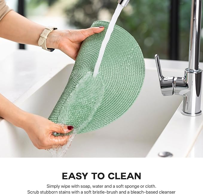 Round Placemats Set of 12 Plastic Woven Placemats Washable Wipeable Table Mats for Dining Table Heat Resistant Non-Slip Circle Place Mats (Green)