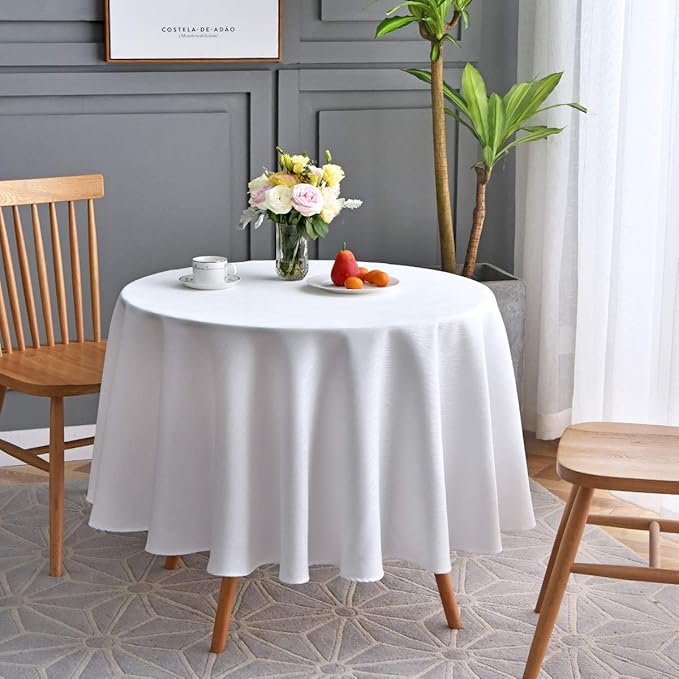 maxmill Jacquard Round Table Cloth Swirl Pattern Waterproof Antiwrinkle Heavy Weight Soft Tablecloths for Circular Table Cover and Kitchen Dinning Tabletop Decoration Round 70 Inch White