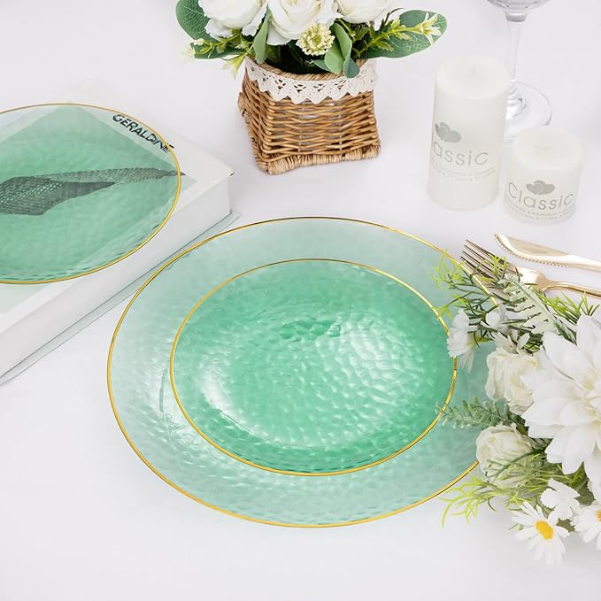 DaYammi 60PCS Green Gold Plastic Plates - 10 inch Green Plastic Dinner Plates - Hammer Pattern Design - Fancy Disposable Plates Ideal for Wedding & Party