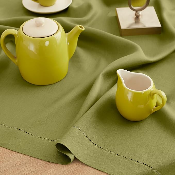 Solino Home Linen Napkins Set of 4 - Classic Hemstitch 100% Pure Linen Avocado Green Dinner Napkins Cloth 20 x 20 Inch for Winter, Spring, Easter, St Patricks Day - Handcrafted and Machine Washable
