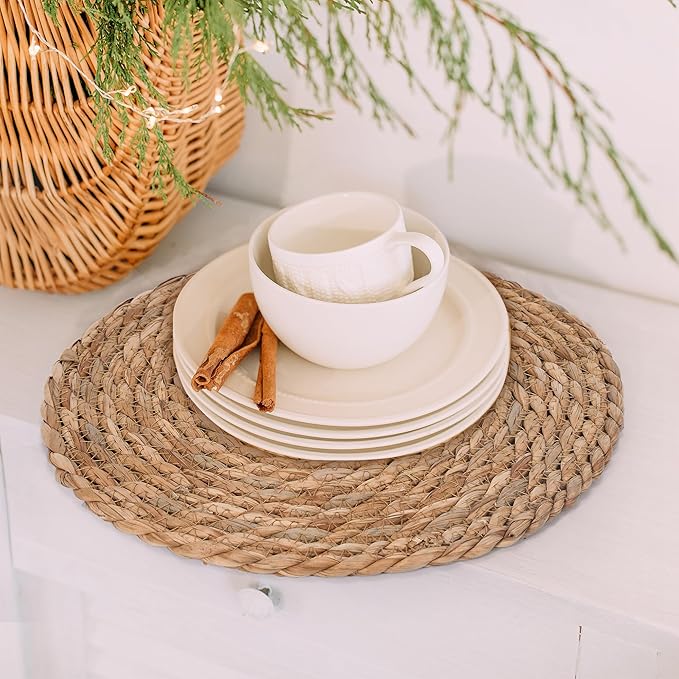 GENMOUS Woven Placemats Set of 10, 13" Round Placemats Natural Water Hyacinth Boho Placemats,Farmhouse Rattan Chargers for Dinner Plates,Rustic Braided Wicker Table Mats for Thanksgiving,Home,Wedding