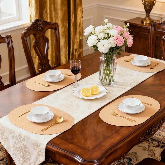 Oval Placemats for Dining Table Set of 4, Washable Leather Table Mats, Waterproof Heat-Resistant Non-Slip Kitchen Placemats, Simple Style Oval Design