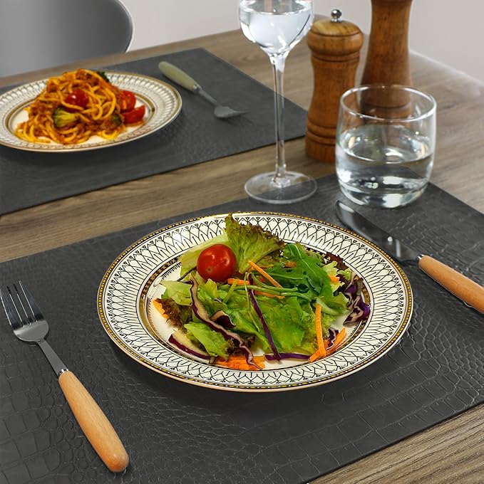 Set of 4 Faux Leather Placemats, PU Table Mats, Waterproof, Stain Resistant, Heat Resistant, Easy to Clean for Kitchen Dining Table,Conference Table