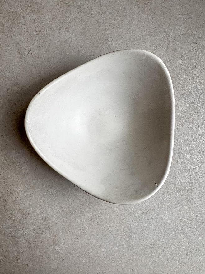 Wavy Concrete Bowl, Minimalist Key Bowl, Modern Cement Bowl, Entrway Catchall, Home Decor for Coffee Table, Jewlery Dish, Air Plant Holder, Small Stone Bowl (Small)