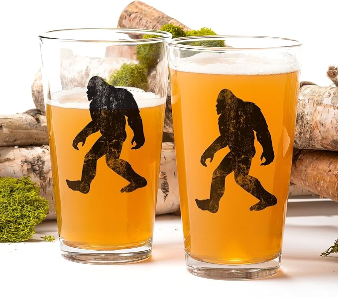 Black Lantern Rustic Bigfoot Pint Glass Set 16oz Beer Glasses for Craft Beer Lovers | Set of 2 Dishwasher-Safe Mixing Glasses