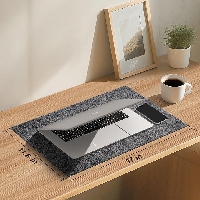 DOLOPL Placemats Set of 4, Reversible Wipeable & Heat Resistant Place Mats, Modern Faux Leather Table Mats for Kitchen, Neutral Waterproof Tablemats for Dining Table Decor, Wedding, Party(Charcoal)