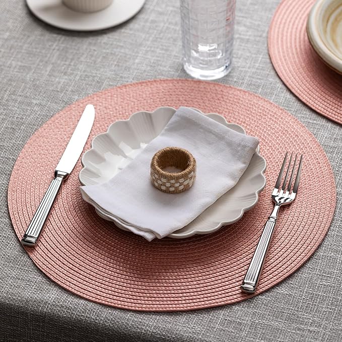 Round Placemats Set of 4 Plastic Woven Placemats Washable Wipeable Table Mats for Dining Table Heat Resistant Non-Slip Circle Place Mats (Sandstone Pink)