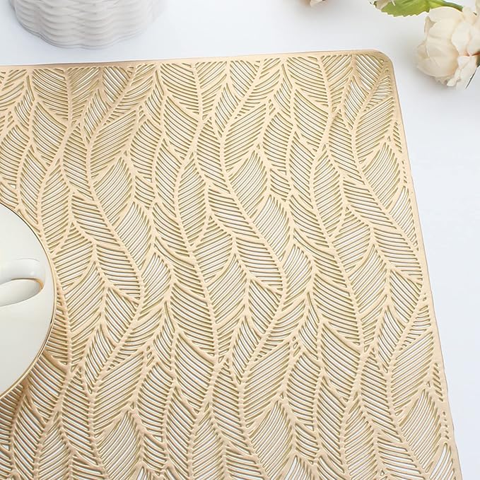 Evevda Gold Rectangle Vinyl Placemats for Dinner Table Set of 6 Wipeable 6Pcs Table Mats Metallic Plastic Place Mats for Wedding Annersary Dinner Table Decoration Mats(17.9x11.8inch/45.5x30cm)