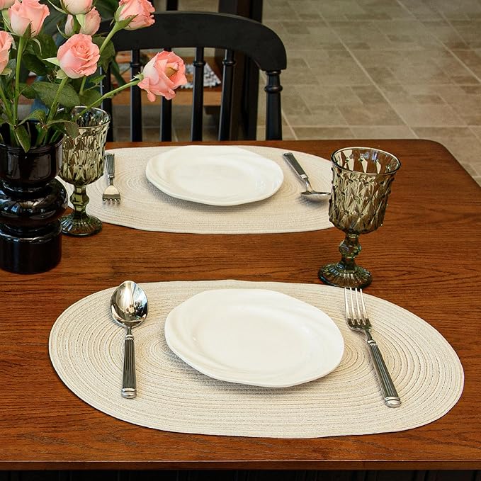 Noctiflorous Oval Braided Placemats Set of 6 Woven 12x18 Inch Non Slip Washable Heat Resistant Place Mats Round Tablemats for Dining Kitchen Party Daily Table Decor Dinner Mats (Beige, 6)