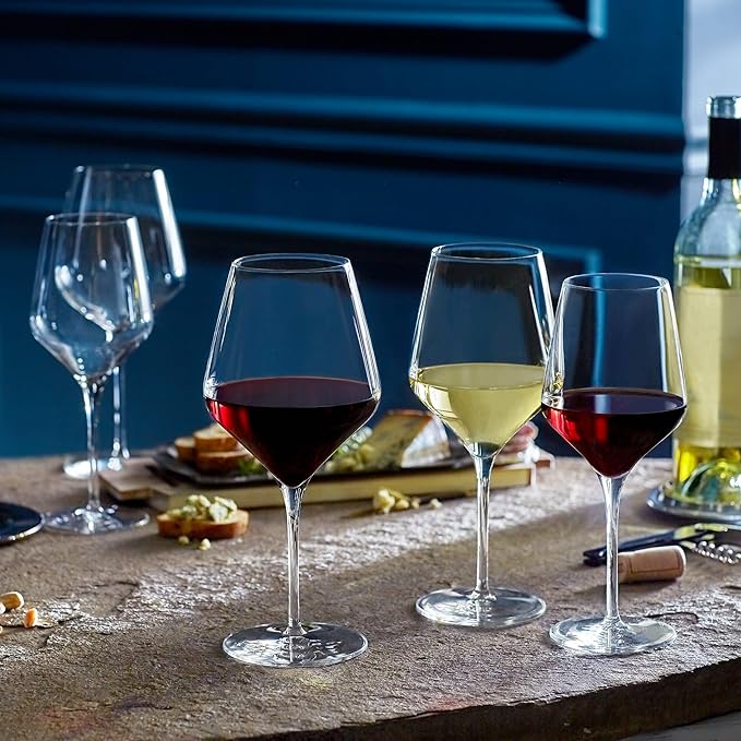 Libbey Signature All Purpose Wine Glasses, Stemmed, Modern Red and White Wine Glasses Set of 4, Elegant Wine Glass Gift Set for Weddings, Birthdays
