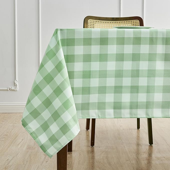 BALCONY & FALCON Gingham Table Cloth Rectangle – Machine Washable Wrinkle-Free Buffalo Checkered Tablecloth for St. Patrick's Day, Outdoor Picnic, Camping, Kitchen (Green White, 57x118 Inch)