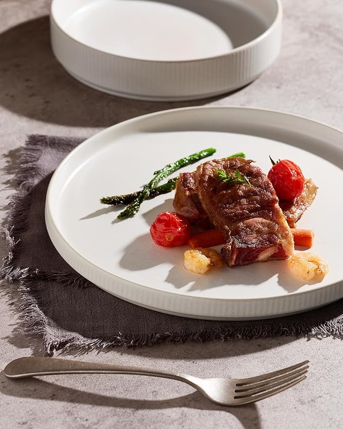 famiware Star Plates and Bowls Sets, Modern Stoneware Dinnerware Sets for 8, 24-Piece Kitchen Dish Set - Microwave and Dishwasher Safe, Chip and Scratch Resistant, Matte White