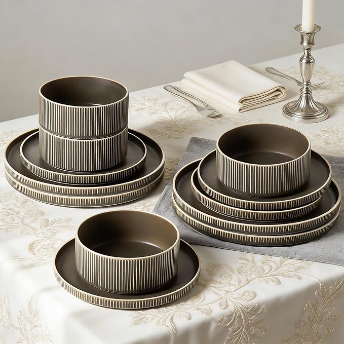 Dinnerware Set Service for 4, 12-Piece Ceramic Plates and Bowls Set, Chip & Scratch Resistant, Microwave and Dishwasher Safe, Modern Minimalist Tableware for Everyday Use, Matte Green