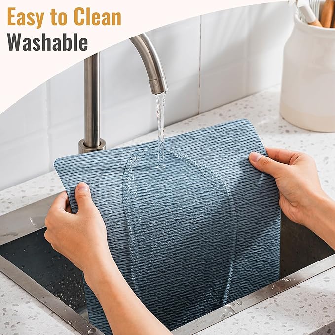 Jovono Faux Leather Placemats Set of 8, Waterproof Washable Table Mats, Easy-Clean Heat Resistant Kitchen Vinyl Place Mat for Dining Table, Restaurant, Indoor, 17.8"x11.8", Light Blue