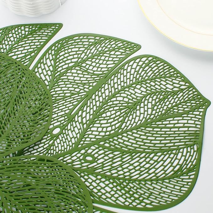 Evevda Green Leaf Shaped Vinyl Placemats for Dinner Table Set of 4 Plastic Green Place Mats Wipeable 6Pcs Table Mats for Wedding Annersary Dinner Table Decoration Mats