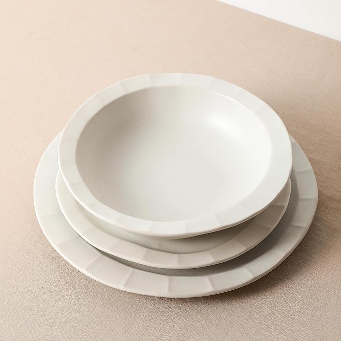 Stone Lain Oasis Stoneware Plate Dish Set, 4-Piece Dinner Plates - Ceramic Serving Dishes for 4 People - Microwave & Dishwasher Safe, White
